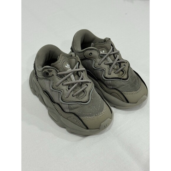 Adidas Originals Ozweego Size US 9k Toddlers Grey/green - Picture 4 of 5